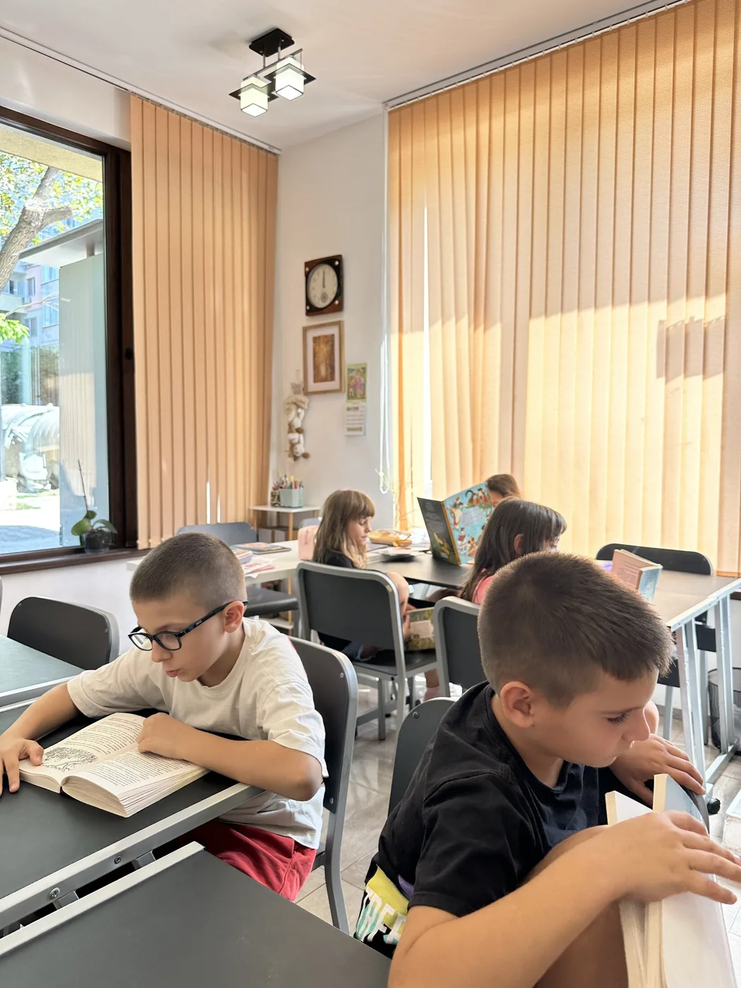Момент от присъствените лагери на HAPPY Language Academy, снимка 25
